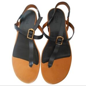 Chloe leather sandals